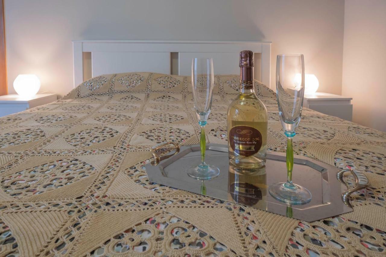 Double Room with Private Bathroom,813875225:JPEG